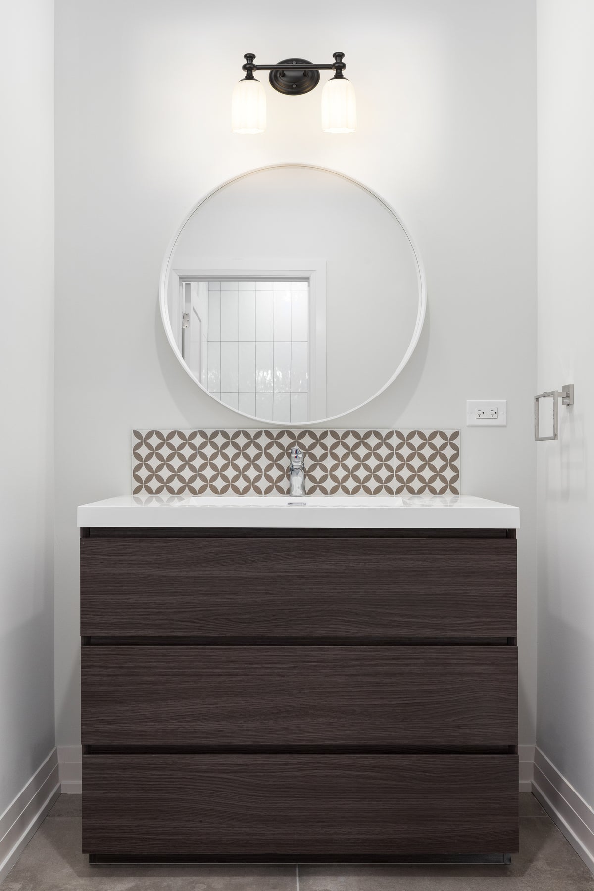 Luminaire de vanité Orion Noir mat, 13 3/4" – vue 3