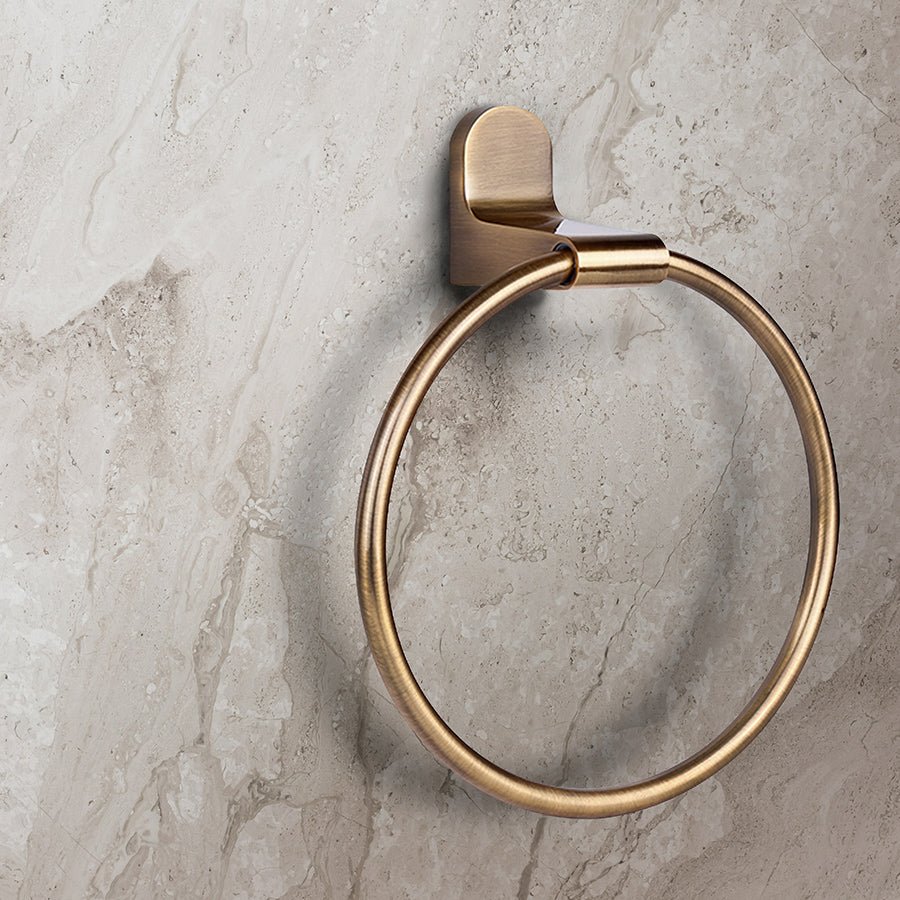 Anneau à serviette Lyla - Or by Canarm | Luminaires & cie