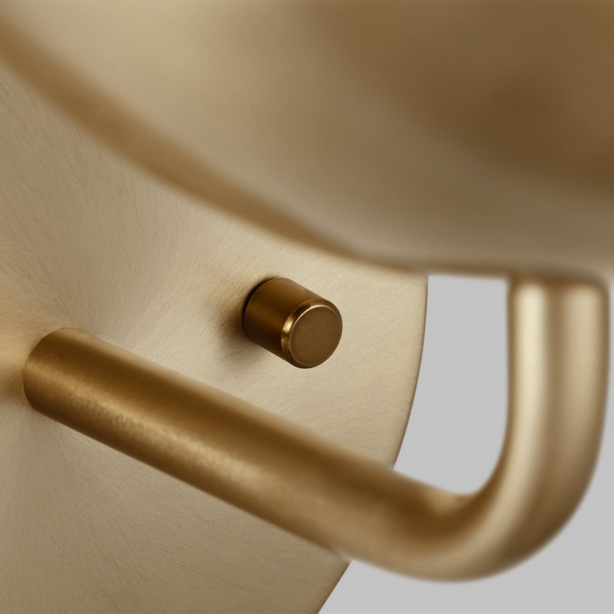 Applique murale Alvin - Nickel brossé by Visual Comfort Studio | Luminaires & cie