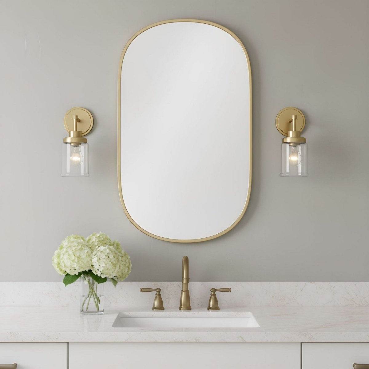 Applique murale Anders - Laiton satiné by Visual Comfort Studio | Luminaires & cie