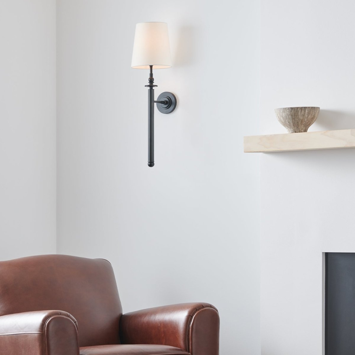 Applique murale Capri - Nickel poli 8" by Visual Comfort Studio | Luminaires & cie