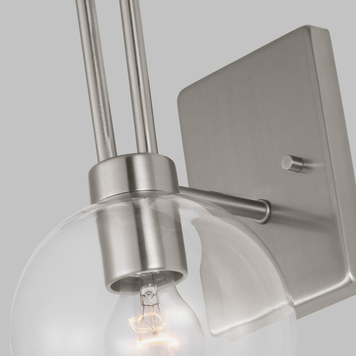 Applique murale Codyn - Nickel brossé by Visual Comfort Studio | Luminaires & cie