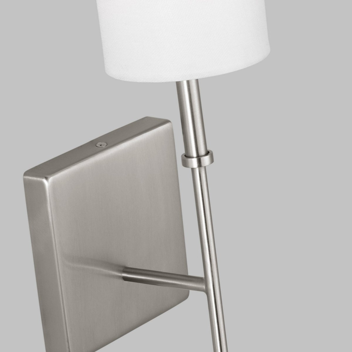 Applique murale Foxdale - Nickel brossé by Visual Comfort Studio | Luminaires & cie