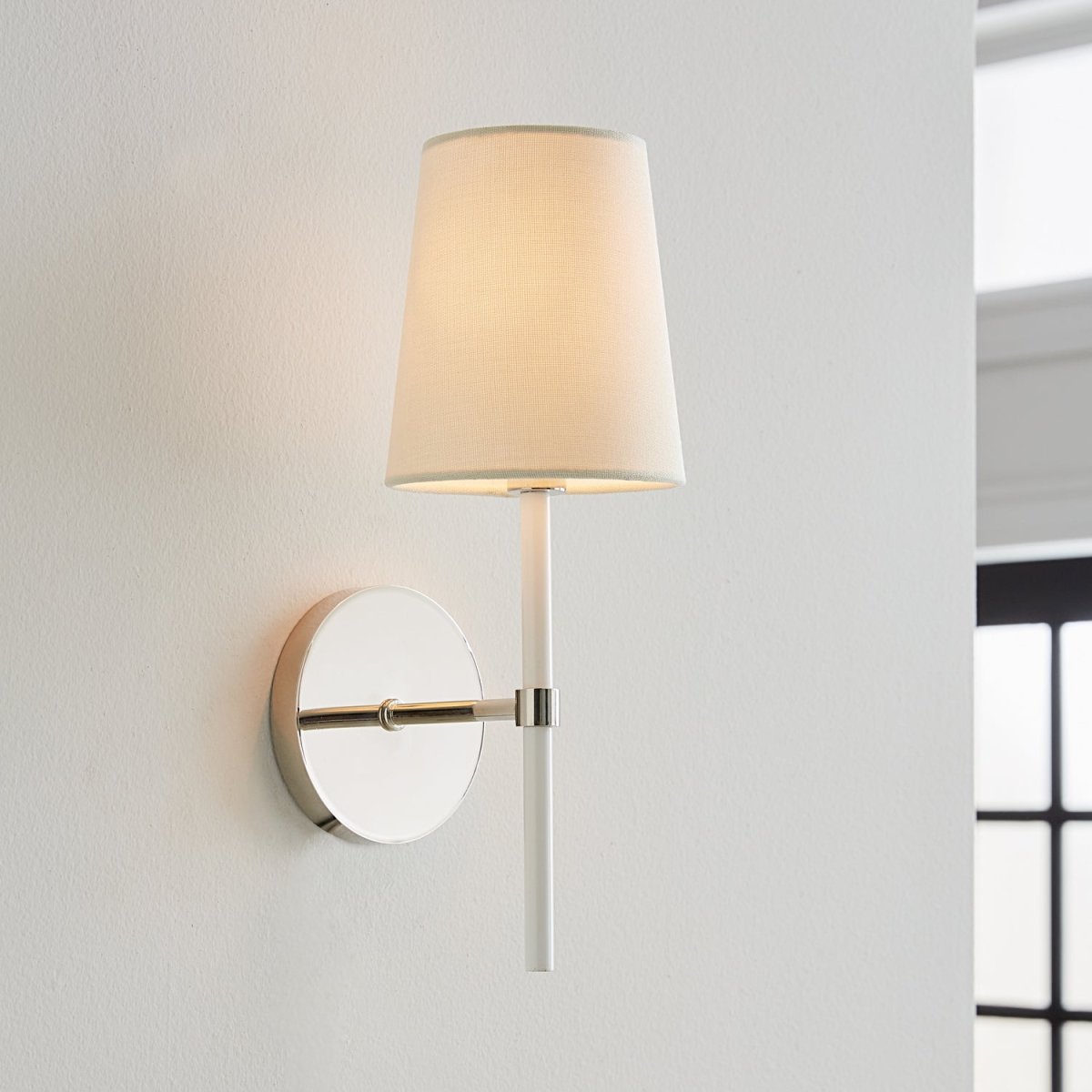 Applique murale Monroe - Régulier Nickel poli 2 by Visual Comfort Studio | Luminaires & cie