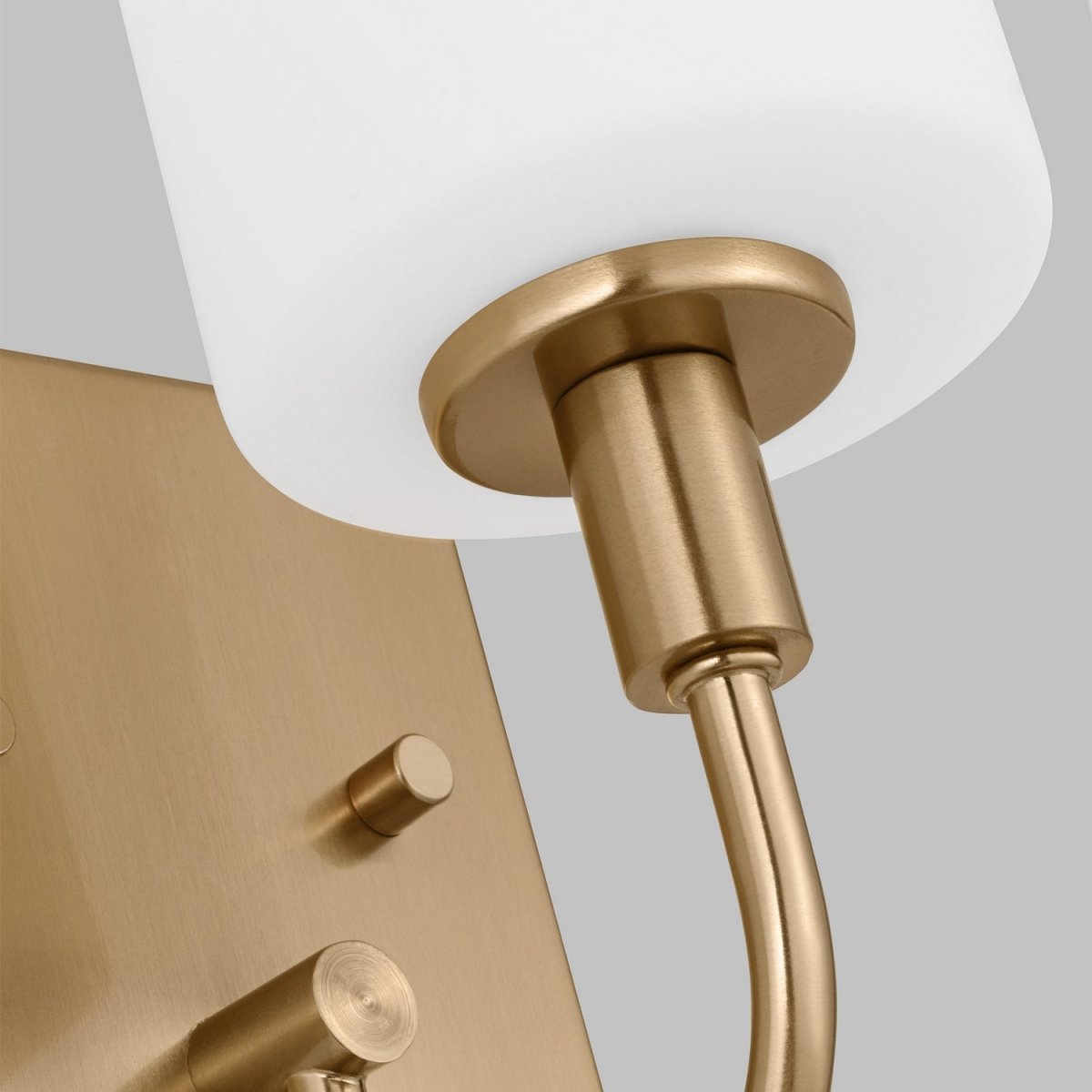 Applique murale Oak Moore - Nickel brossé by Visual Comfort Studio | Luminaires & cie