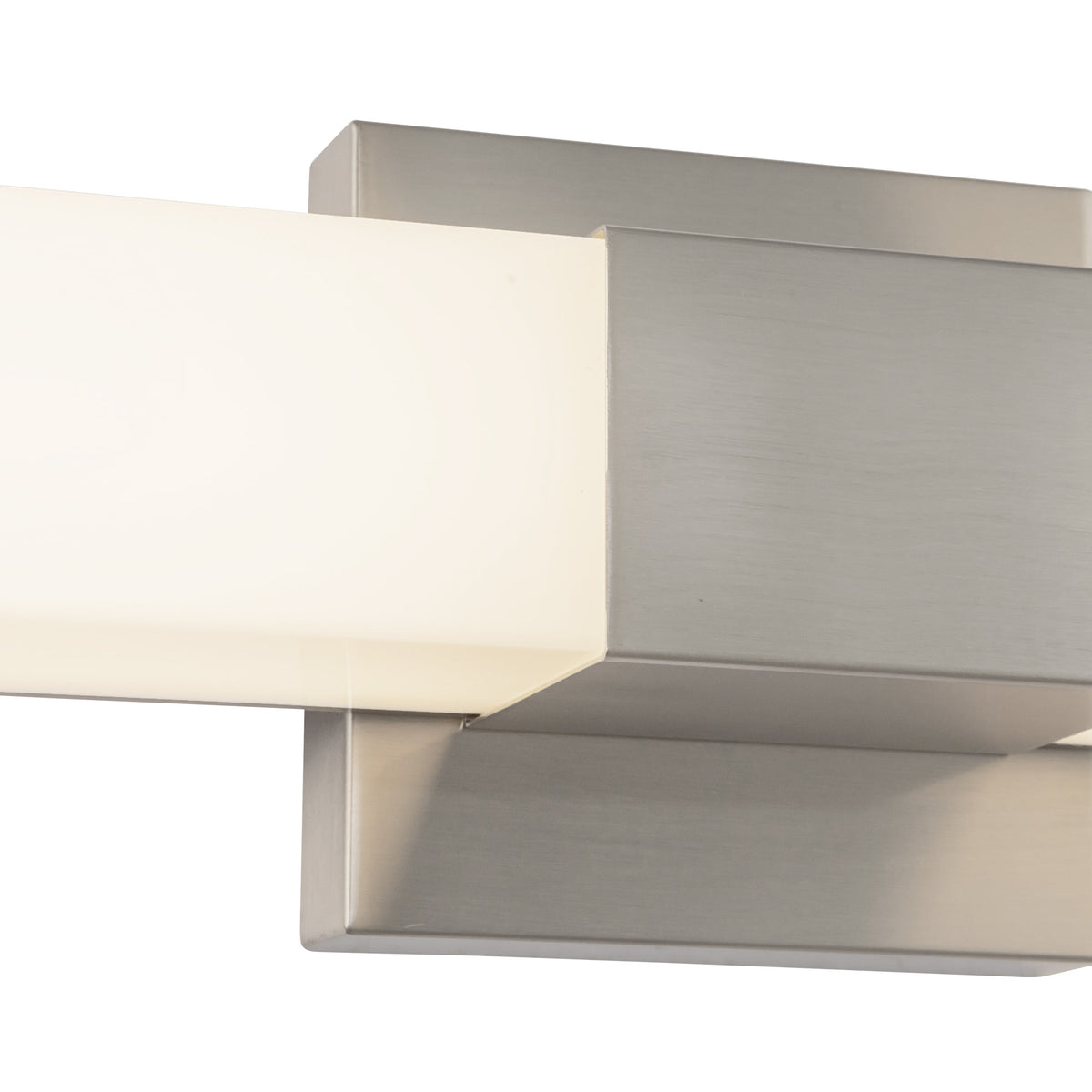 Barre d'éclairage de salle de bain Vivi Nickel brossé, 36" – vue 4