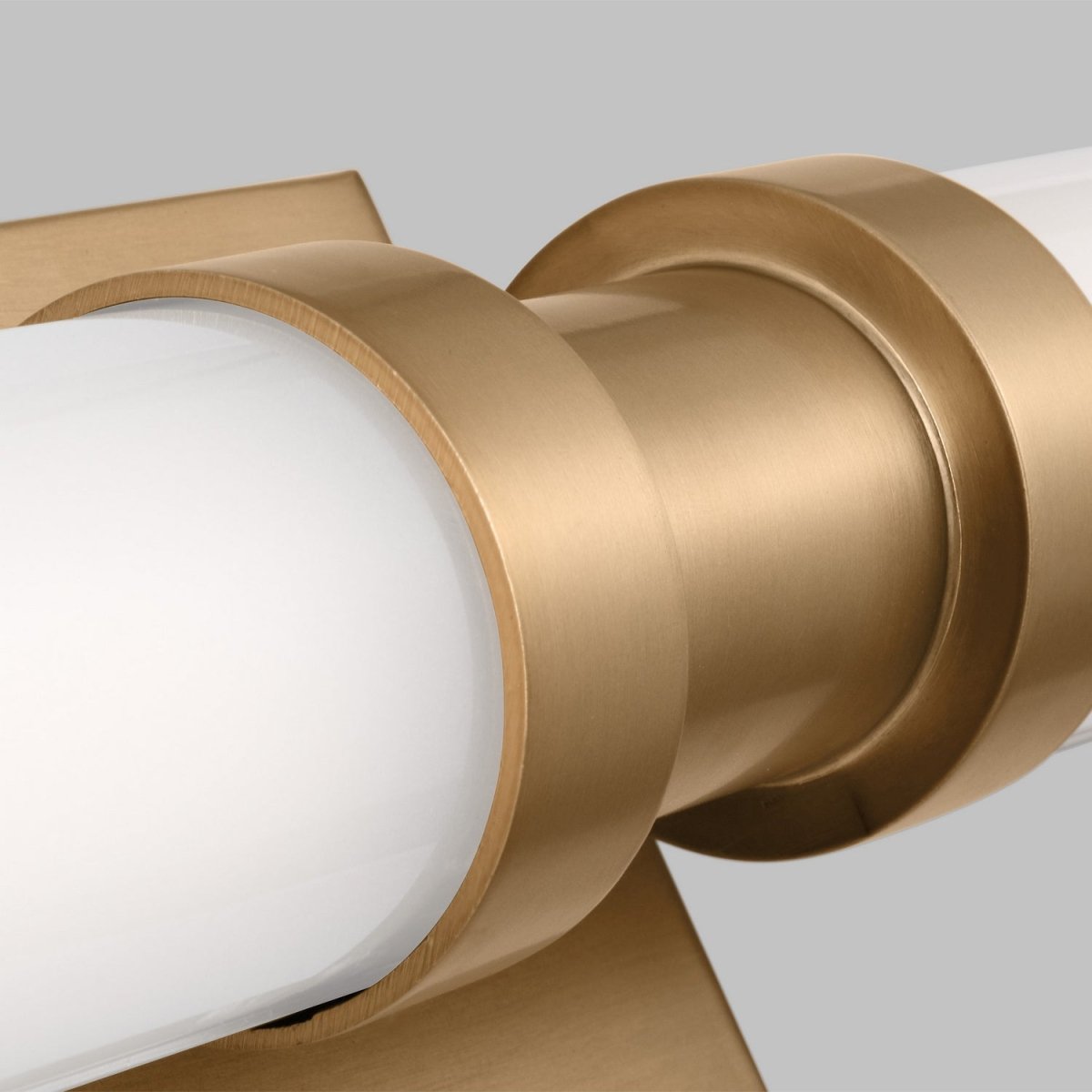 Barre d'éclairage de salle de bain Kiel - Nickel brossé 48" by Visual Comfort Studio | Luminaires & cie