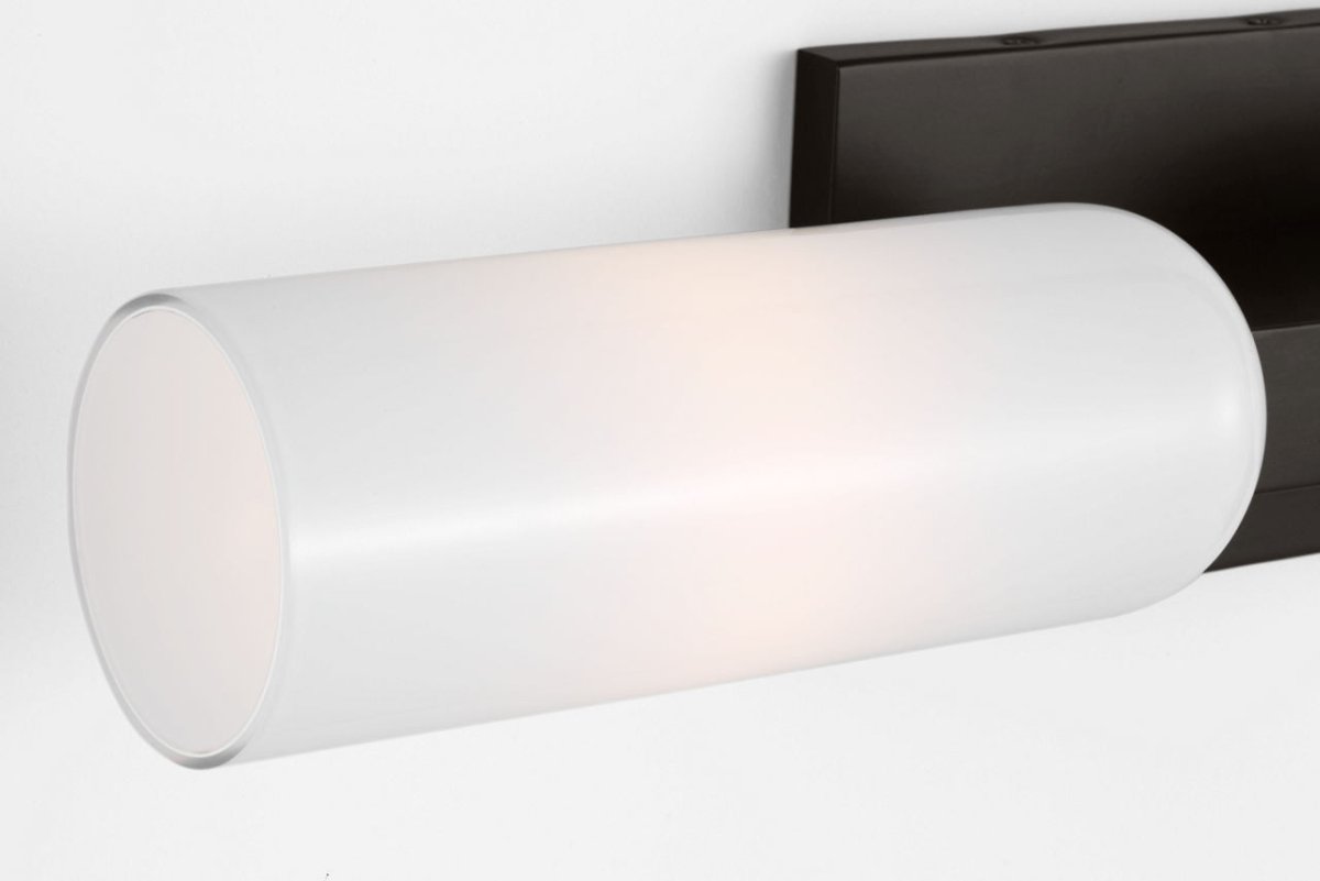 Barre d'éclairage de salle de bain Maroux - Laiton bruni by Visual Comfort Studio | Luminaires & cie