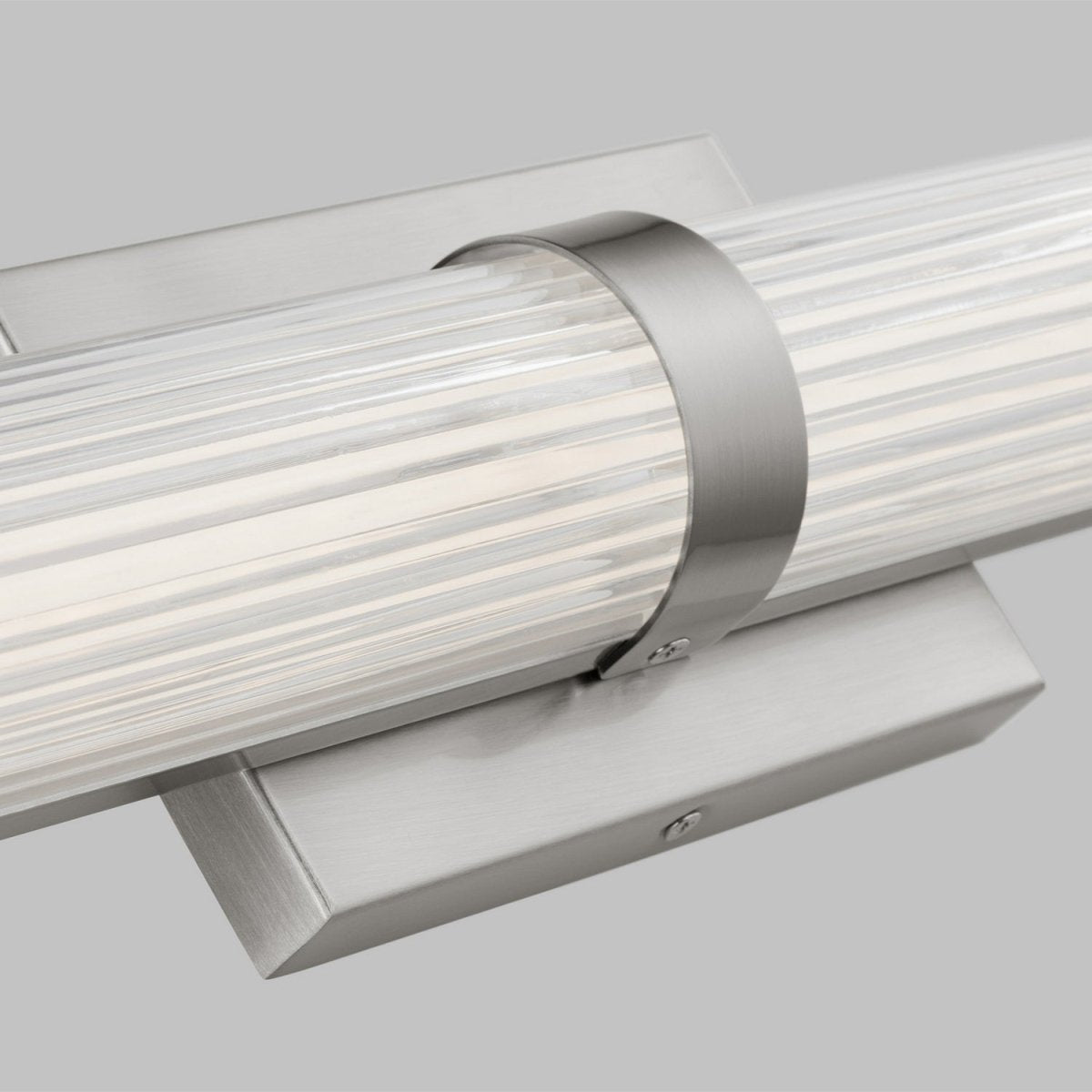 Barre d'éclairage de salle de bain Syden - Nickel brossé 48" by Visual Comfort Studio | Luminaires & cie