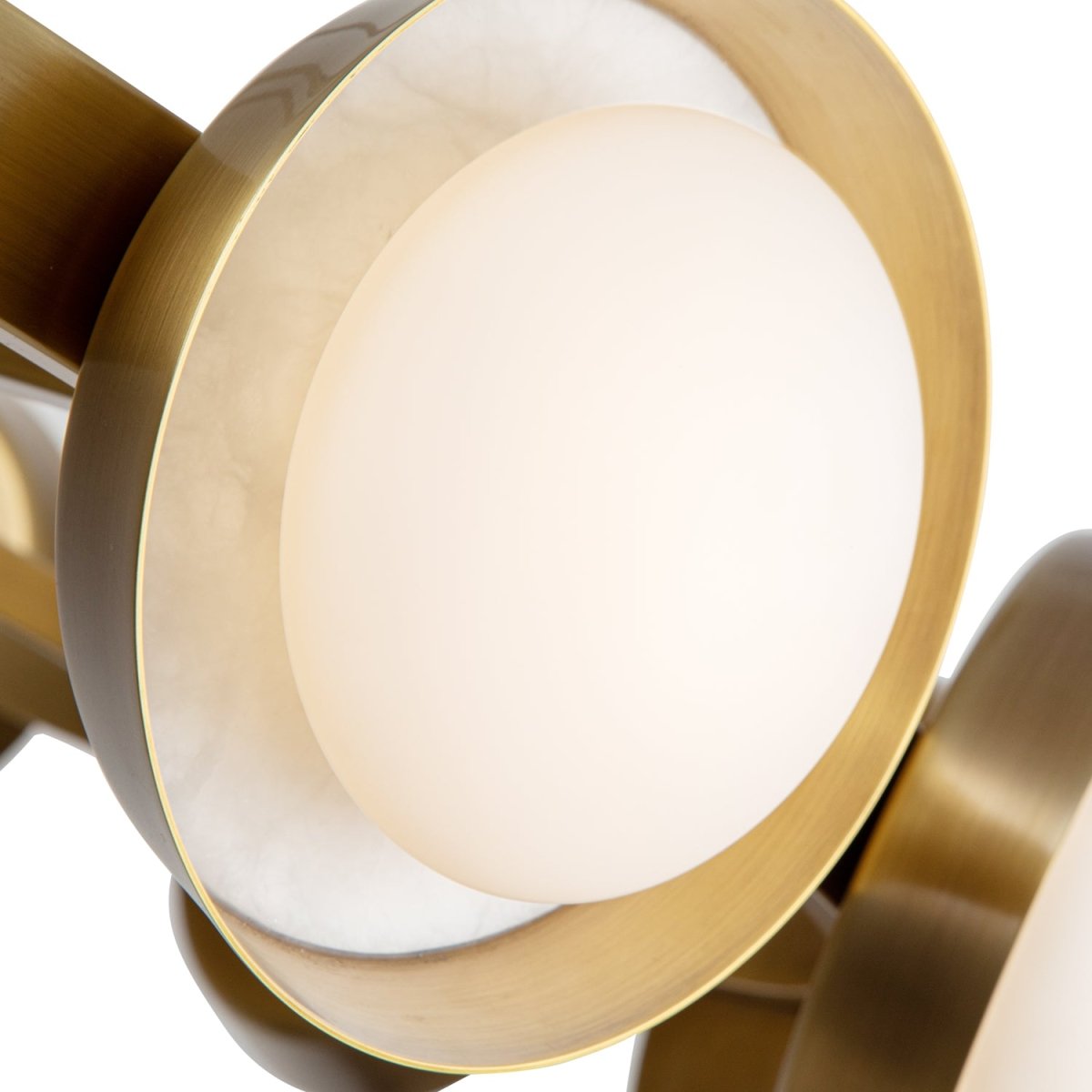 Chandelier Alonso - Laiton vintage 50 1/2" by Alora Lighting | Luminaires & cie