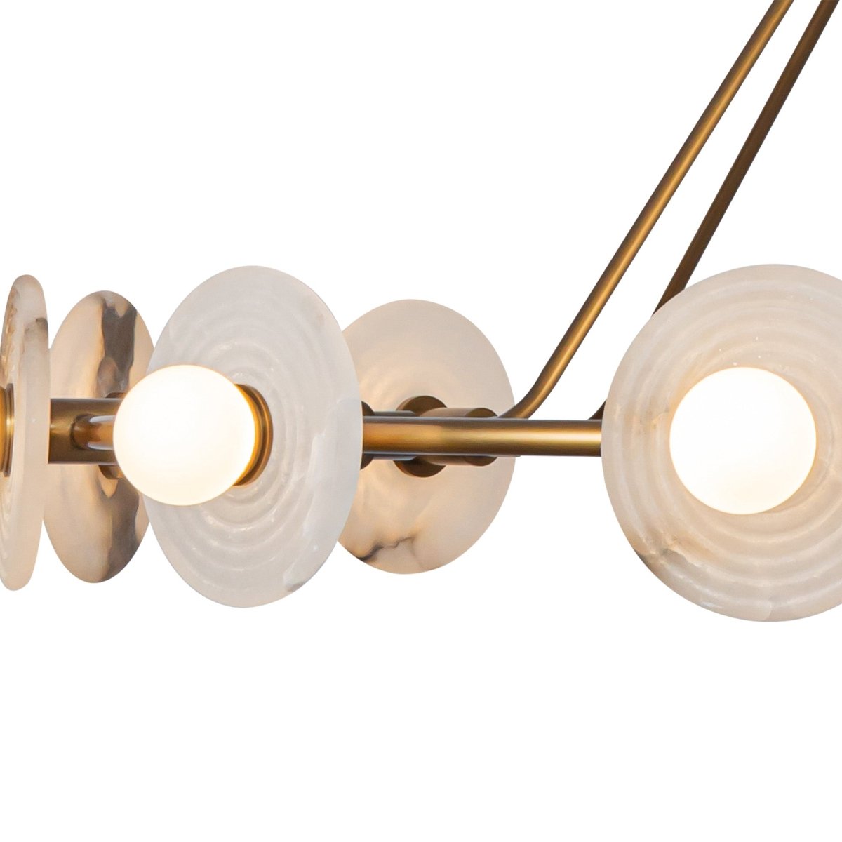 Chandelier Dahlia - Laiton / albâtre vintage by Alora Lighting | Luminaires & cie
