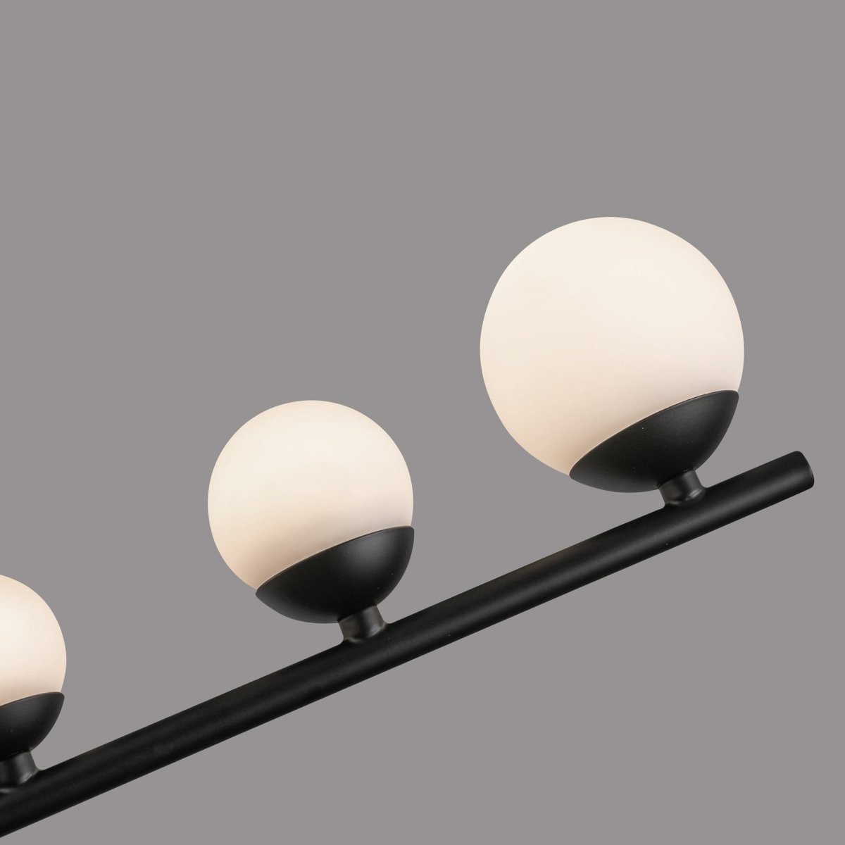 Chandelier Juniper - Verre noir / opale 19" by Kuzco Lighting | Luminaires & cie