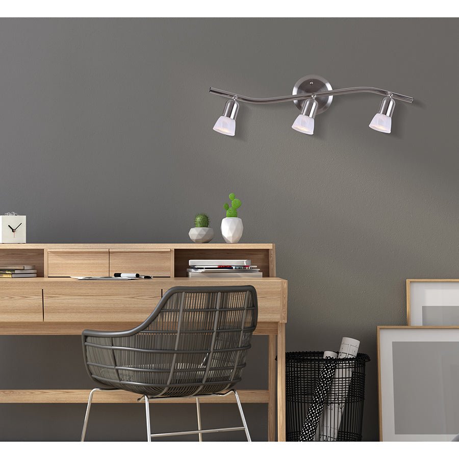 Éclairage sur rail James - Bronze frotté d'huile 26 1/2" by Canarm | Luminaires & cie