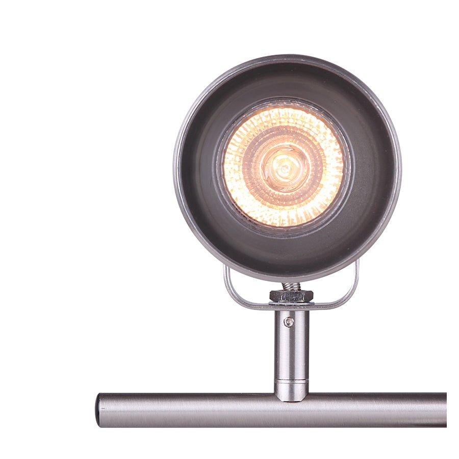 Éclairage sur rail Polo - Bronze frotté d'huile 29" 29" by Canarm | Luminaires & cie