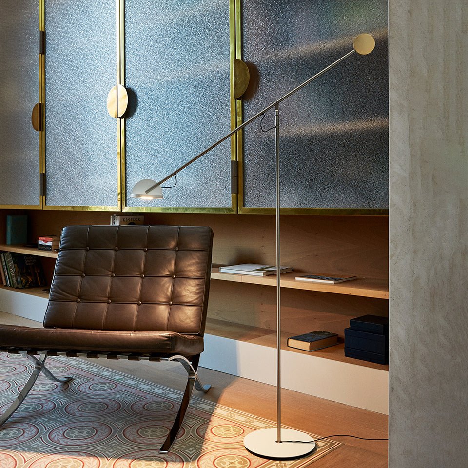 Lampe de lecture Copérnica - Graphite - Rouge by Marset | Luminaires & cie