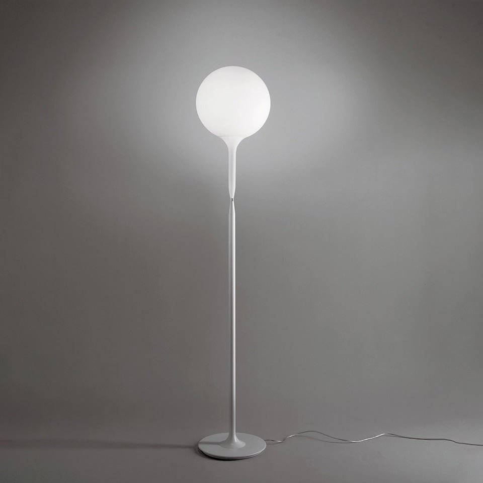 Lampe de plancher Castore - 13.25" by Artemide | Luminaires & cie