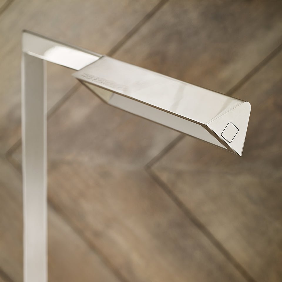 Lampe de plancher Dessau - Nickel poli 46" by Tech Lighting | Luminaires & cie
