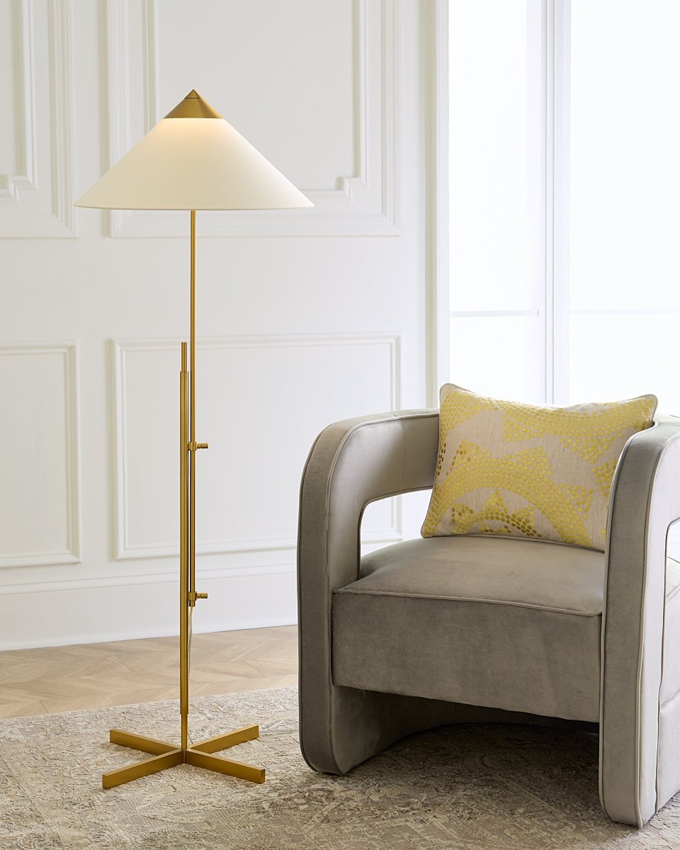 Lampe de plancher Franklin - Laiton brûlé by Visual Comfort Studio | Luminaires & cie