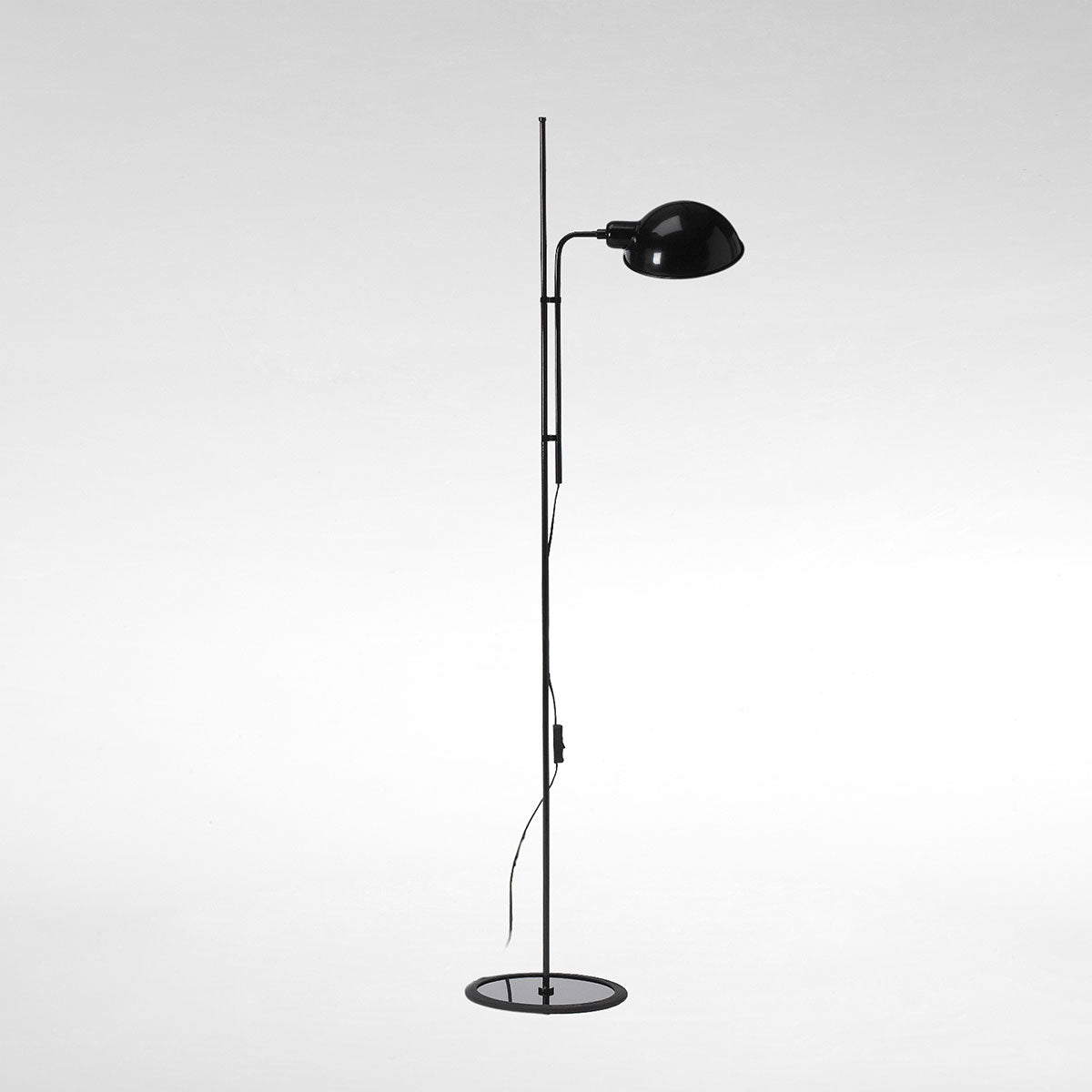 Lampe de plancher Funiculí - Noir by Marset | Luminaires & cie