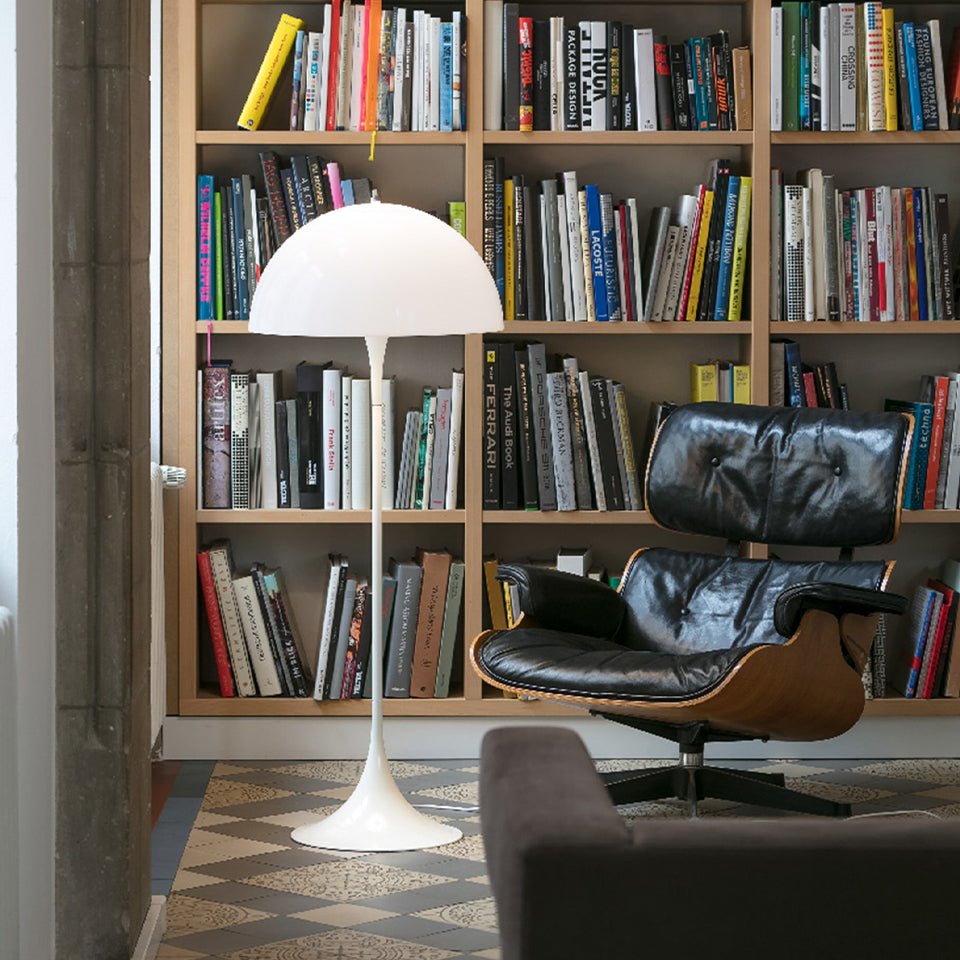 Lampe de plancher Panthella - by Louis Poulsen | Luminaires & cie