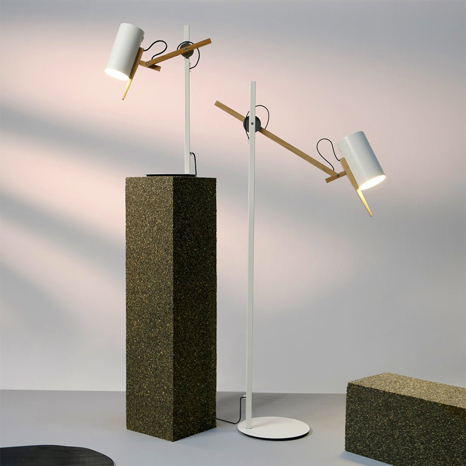 Lampe de plancher Scantling - by Marset | Luminaires & cie