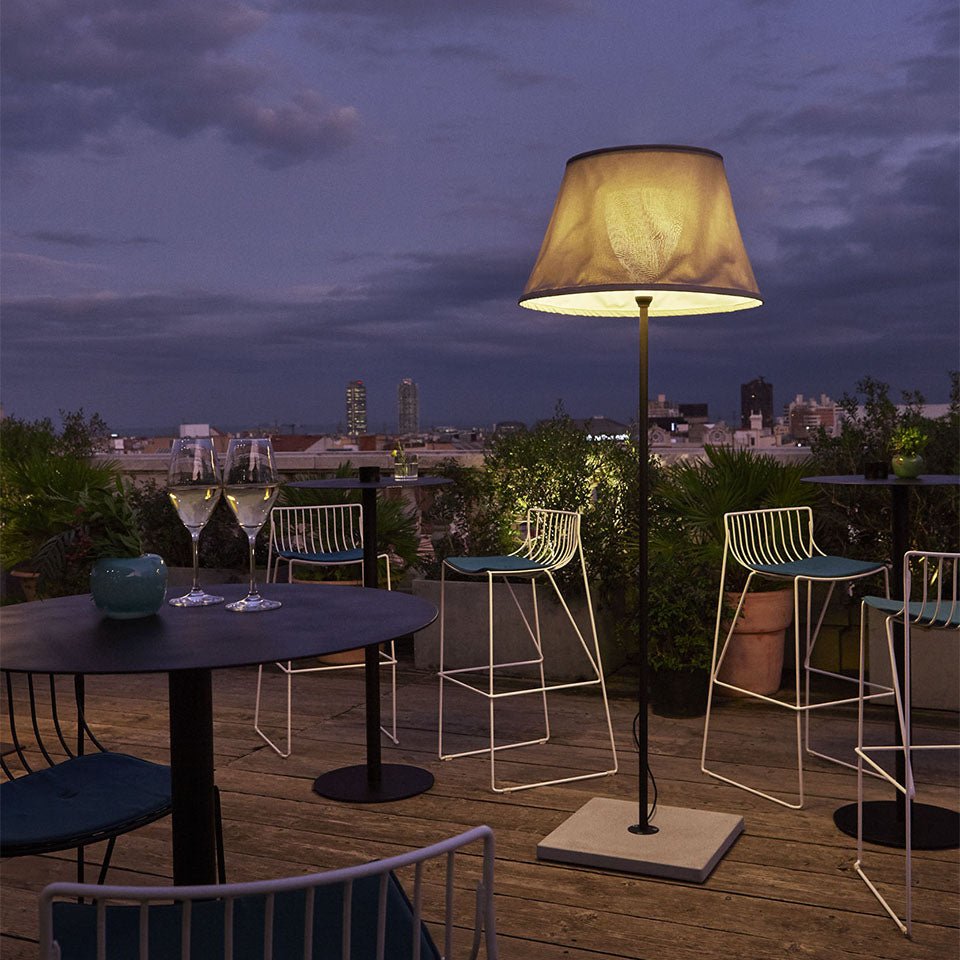 Lampe de plancher TXL - Beige 205 (80.3") by Marset | Luminaires & cie