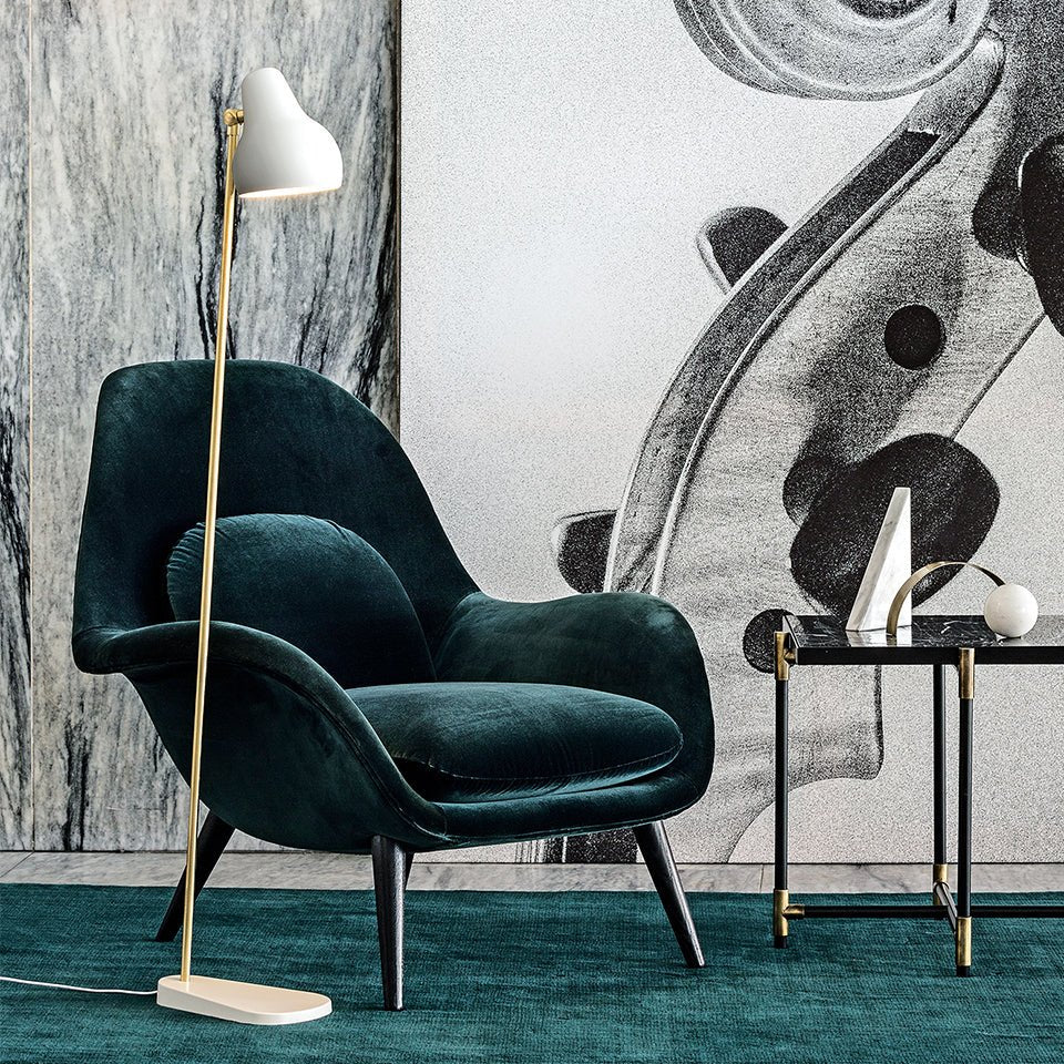 Lampe de plancher VL 38 - Blanc by Louis Poulsen | Luminaires & cie