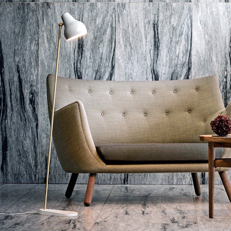 Lampe de plancher VL 38 - Blanc by Louis Poulsen | Luminaires & cie