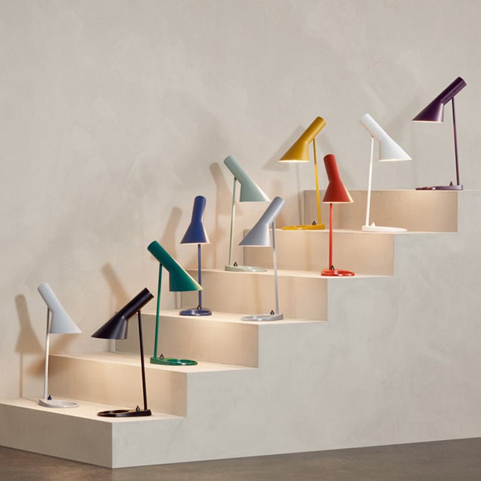 Lampe de table AJ Mini - Noir by Louis Poulsen | Luminaires & cie