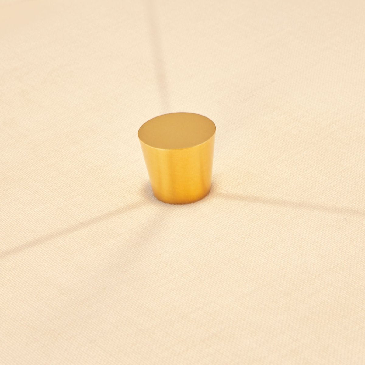 Lampe de table Amber - Vert by Visual Comfort Studio | Luminaires & cie