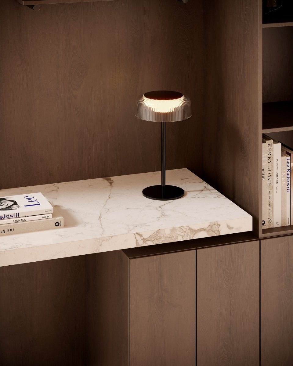 Lampe de table Brilla - Noir by Kuzco Lighting | Luminaires & cie