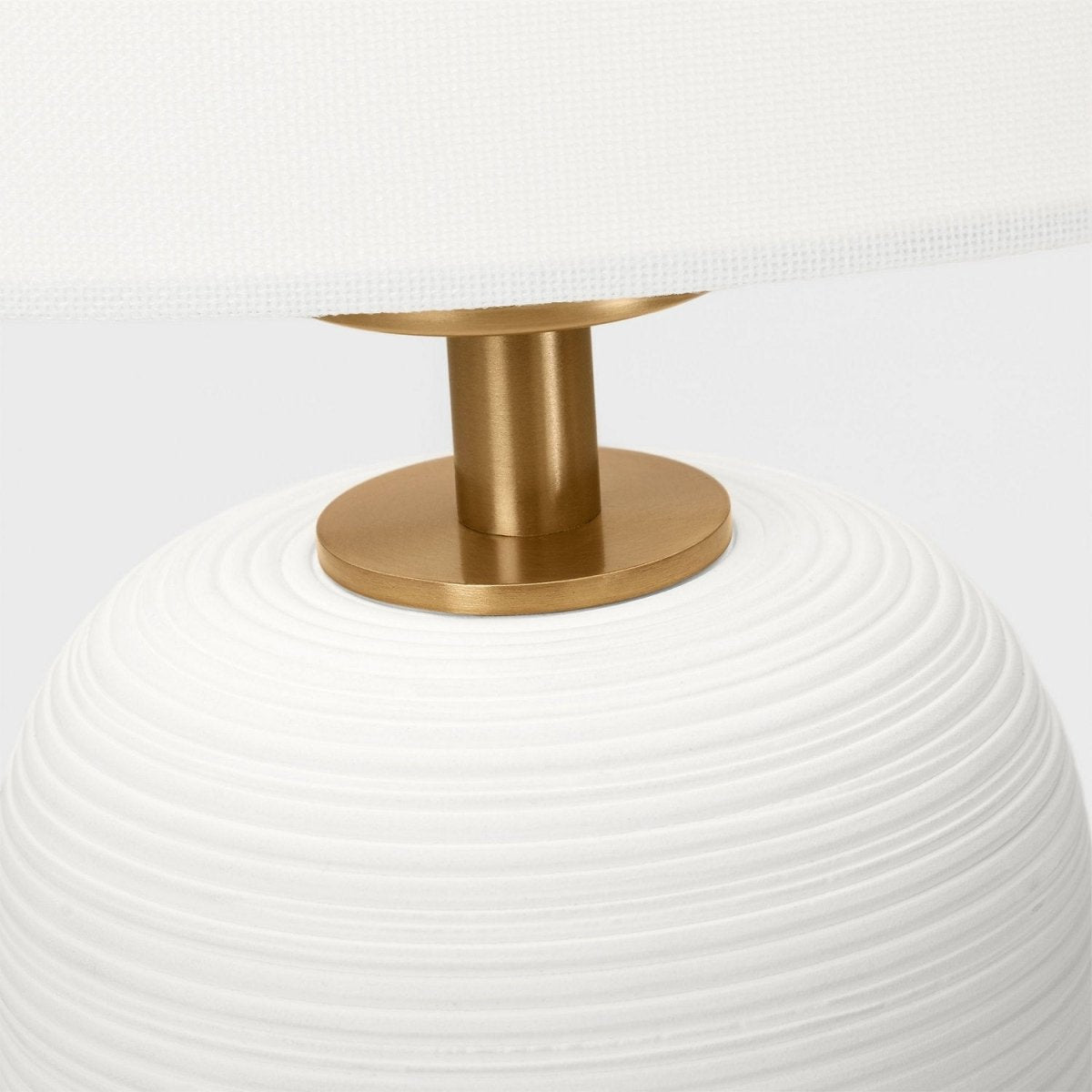 Lampe de table Fanny - Rough Black Ceramic 14 by Visual Comfort Studio | Luminaires & cie