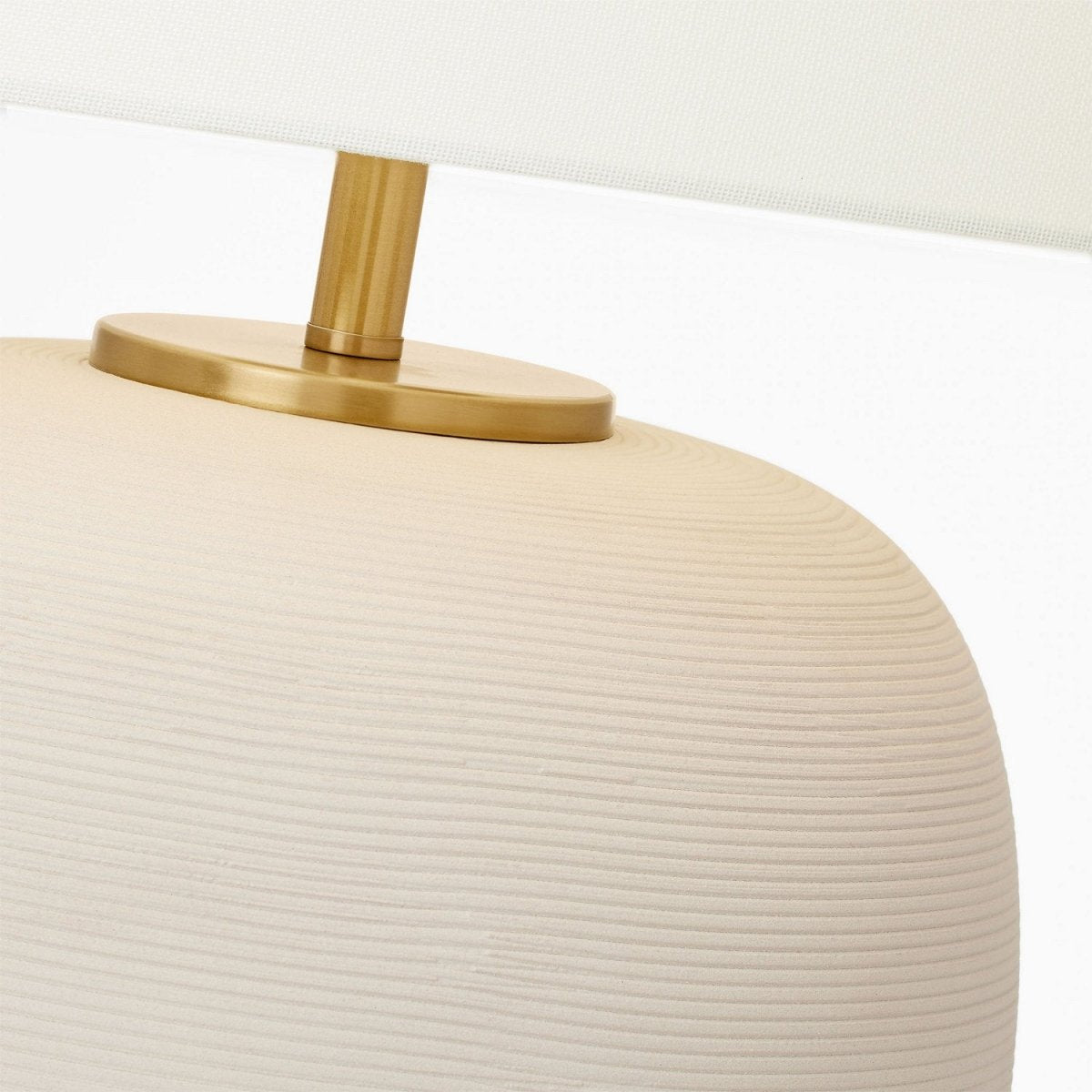 Lampe de table Fanny - Rough Black Ceramic 14 by Visual Comfort Studio | Luminaires & cie