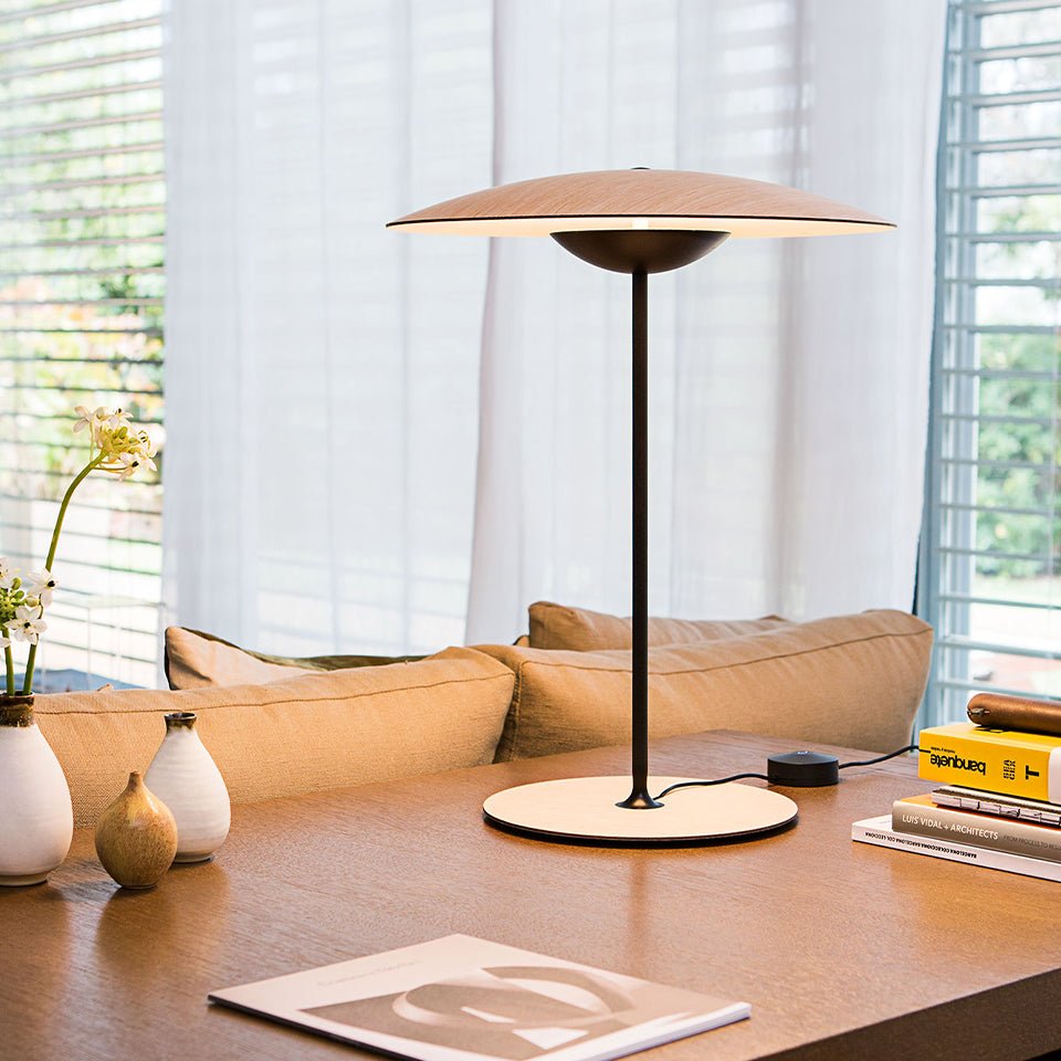 Lampe de table Ginger - Chêne/Blanc Ginger S (12.5") by Marset | Luminaires & cie