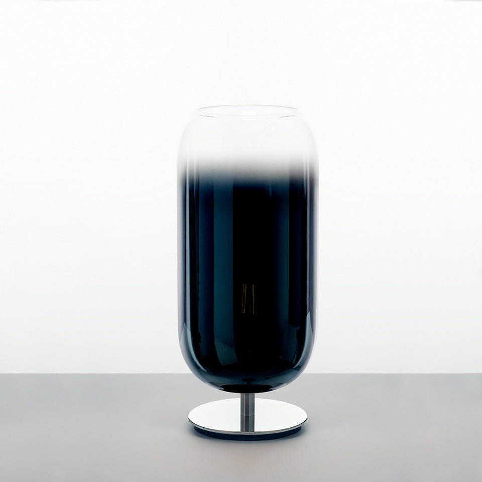 Lampe de table Gople - Classique (19") Bleu Sapphire by Artemide | Luminaires & cie