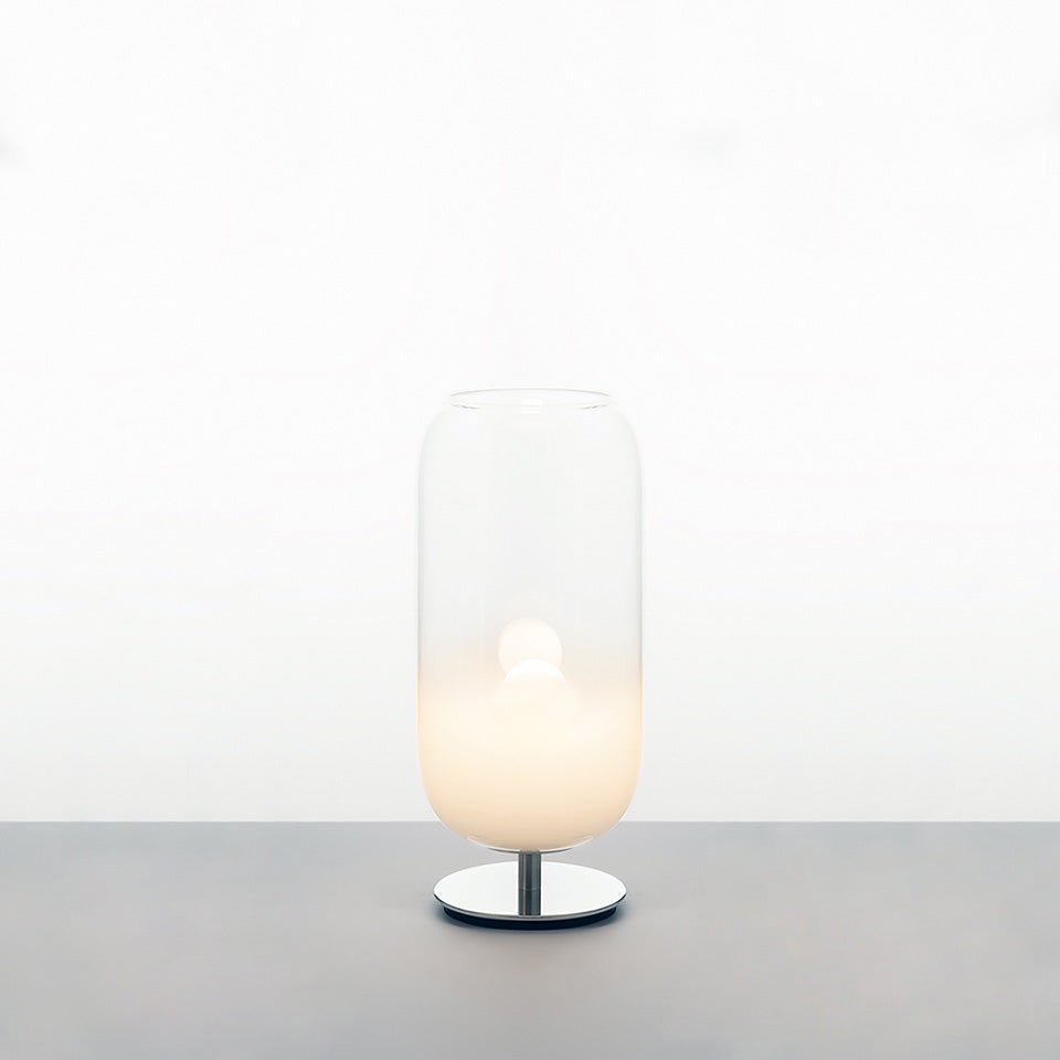 Lampe de table Gople - Mini (13 3/8") Blanc Fumé by Artemide | Luminaires & cie