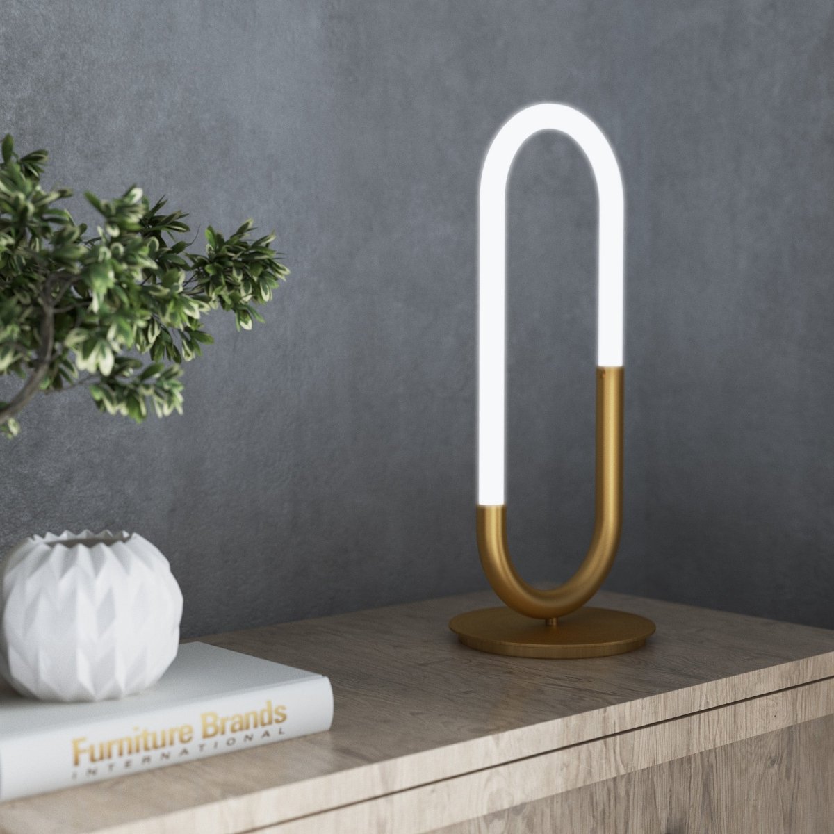 Lampe de table Huron - Or brossé by Kuzco Lighting | Luminaires & cie