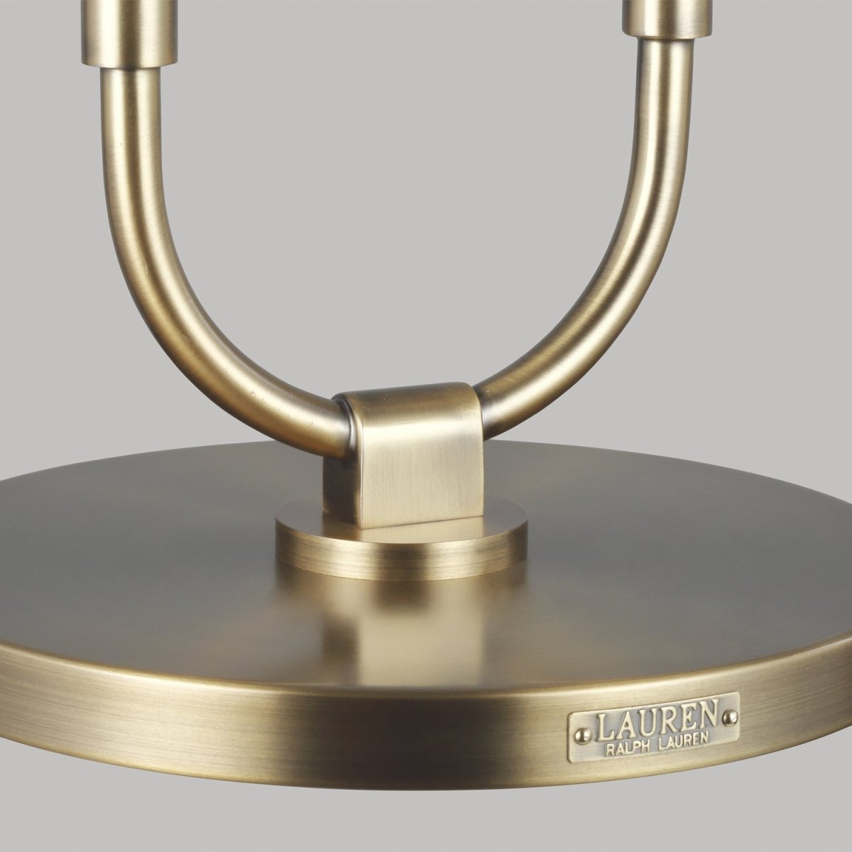 Lampe de table Katie - by Visual Comfort Studio | Luminaires & cie