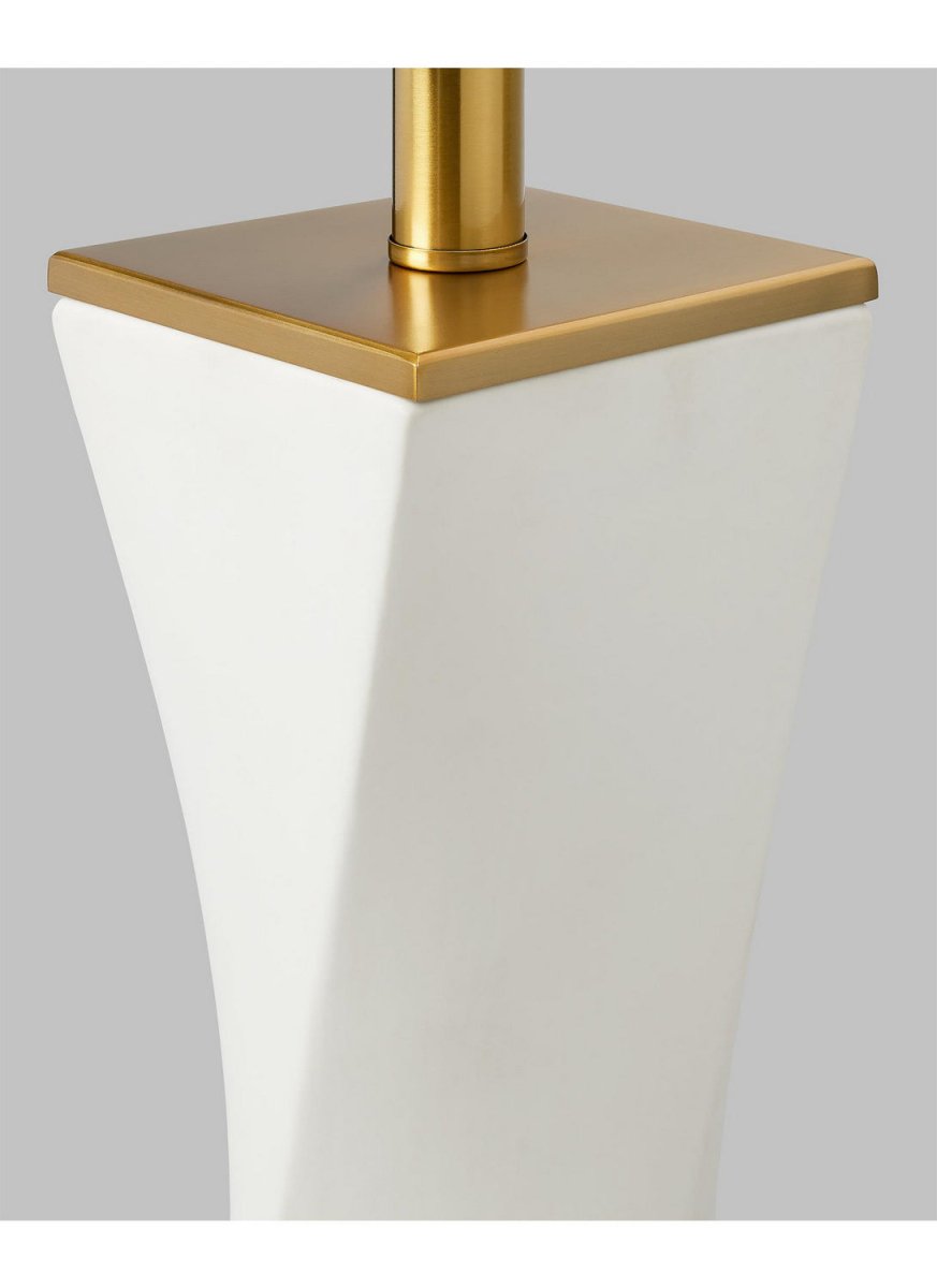 Lampe de table Lagos - Cuir blanc by Visual Comfort Studio | Luminaires & cie