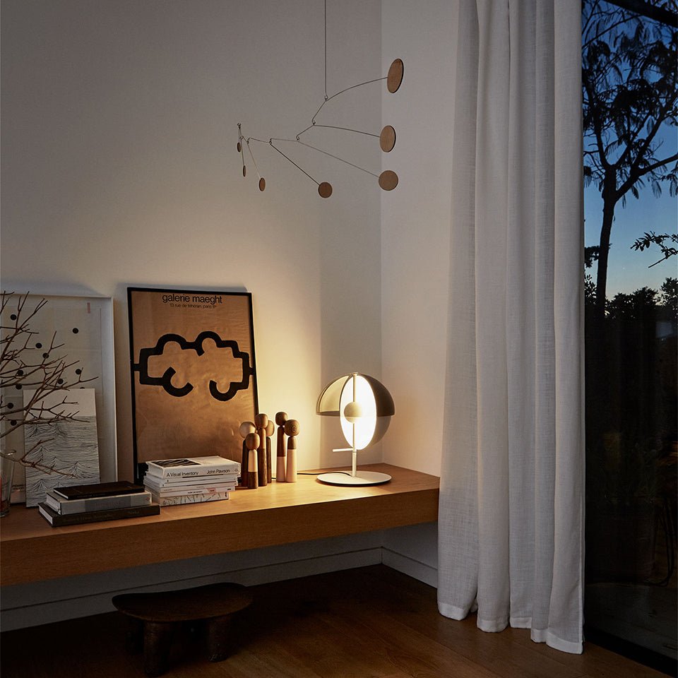 Lampe de Table Theia - Noir by Marset | Luminaires & cie