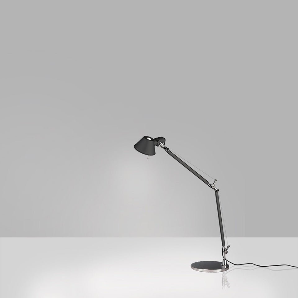 Lampe de table Tolomeo - Mini / avec Base Noir 1 x A - 15 / 100W Max / Medium E26 by Artemide | Luminaires & cie