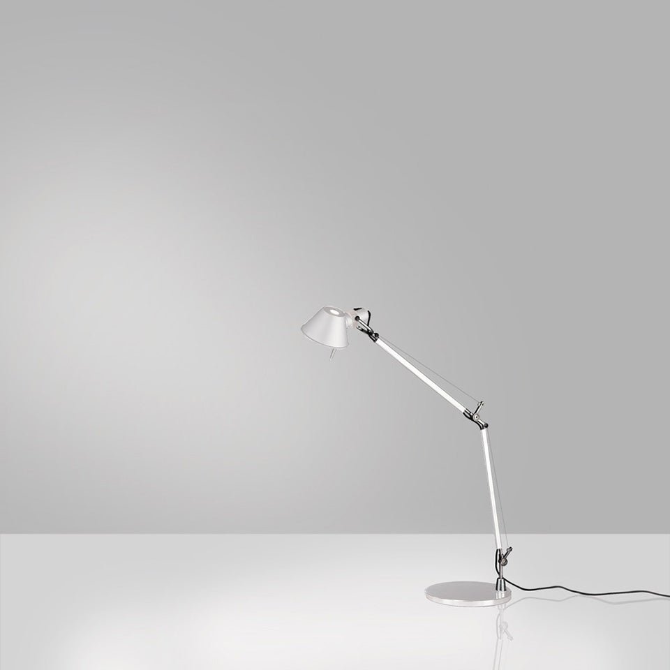 Lampe de table Tolomeo - Mini / avec Base Blanc 1 x A - 15 / 100W Max / Medium E26 by Artemide | Luminaires & cie