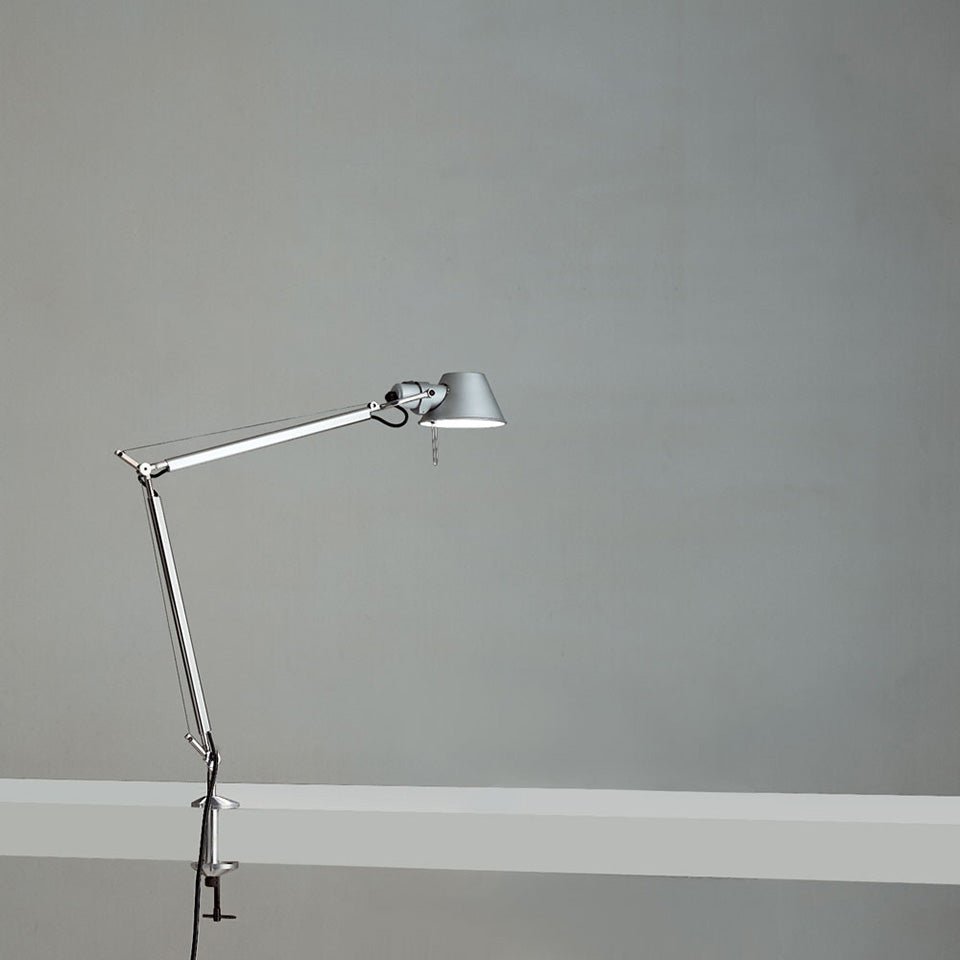 Lampe de table Tolomeo - Mini / avec Pince Aluminium DEL / 10W / 3000°K / Dimmable sur tête by Artemide | Luminaires & cie