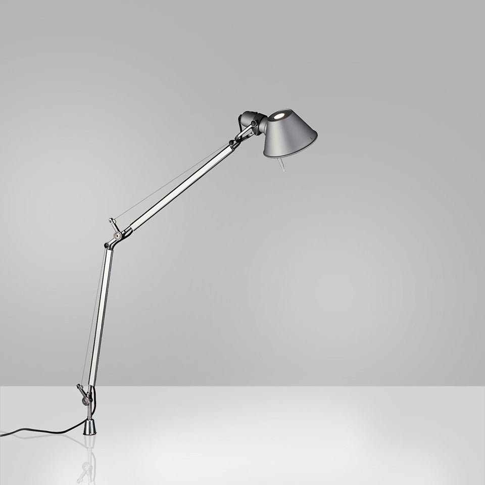 Lampe de table Tolomeo - Midi / intégré Aluminium DEL / 9W / 3000°K / Dimmable sur câble by Artemide | Luminaires & cie