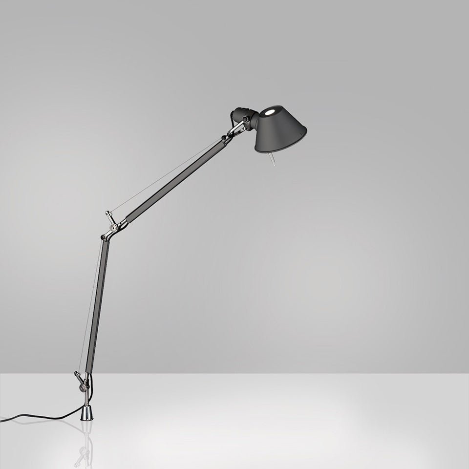 Lampe de table Tolomeo - Midi / intégré Gris anthracite DEL / 9W / 3000°K / Dimmable sur câble by Artemide | Luminaires & cie