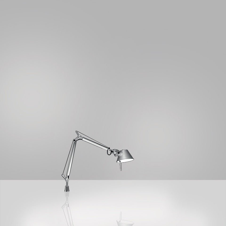 Lampe de table Tolomeo - Micro / intégré Aluminium 1 x 60W / G16.5 / E12 by Artemide | Luminaires & cie