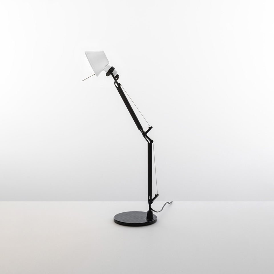 Lampe de table Tolomeo Micro Bicolor - Noir - Blanc by Artemide | Luminaires & cie