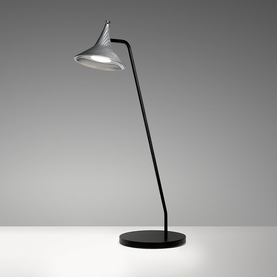 Lampe de table Unterlinden - Aluminium by Artemide | Luminaires & cie