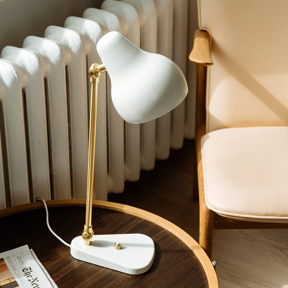 Lampe de table VL 38 - Blanc by Louis Poulsen | Luminaires & cie