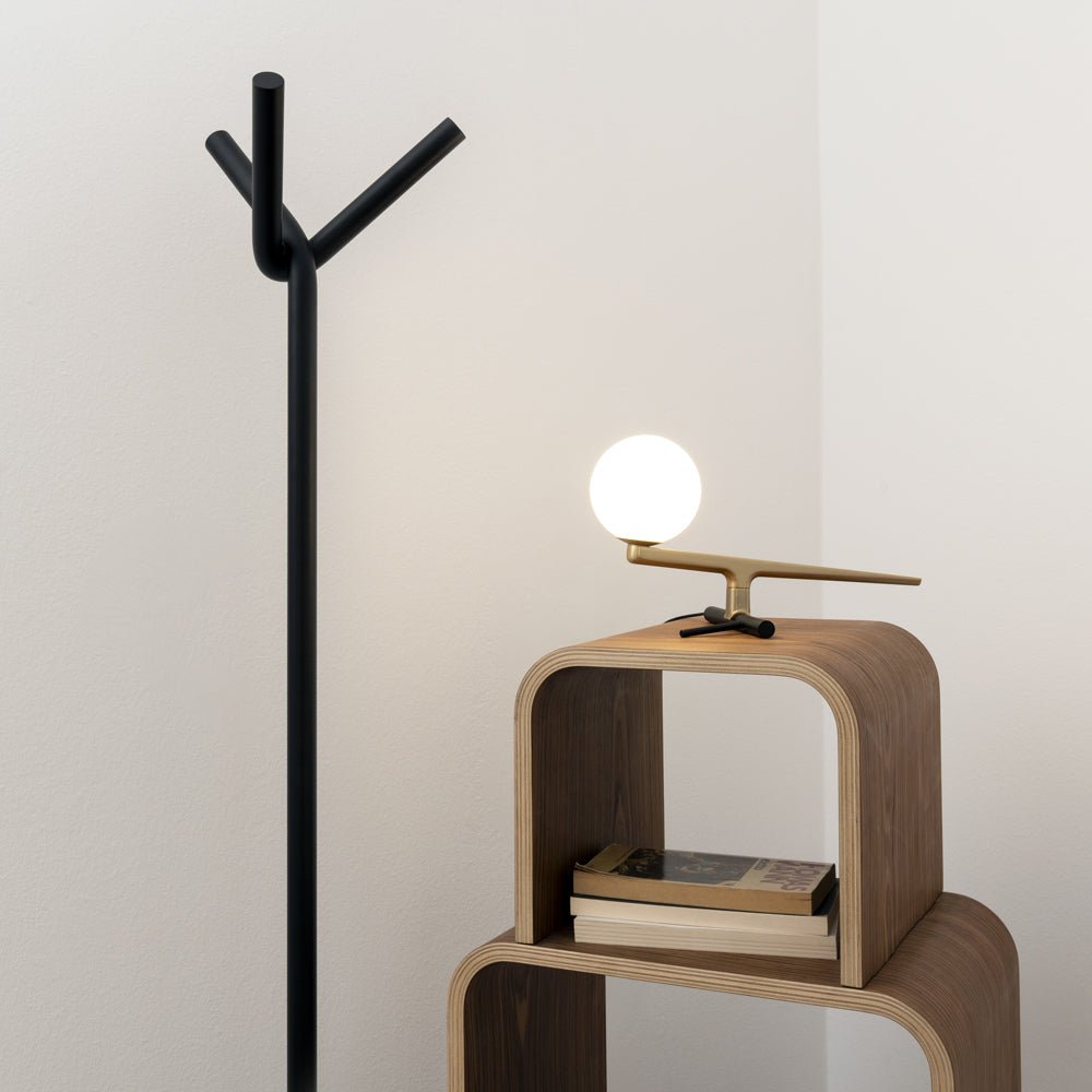 Lampe de table Yanzi - by Artemide | Luminaires & cie